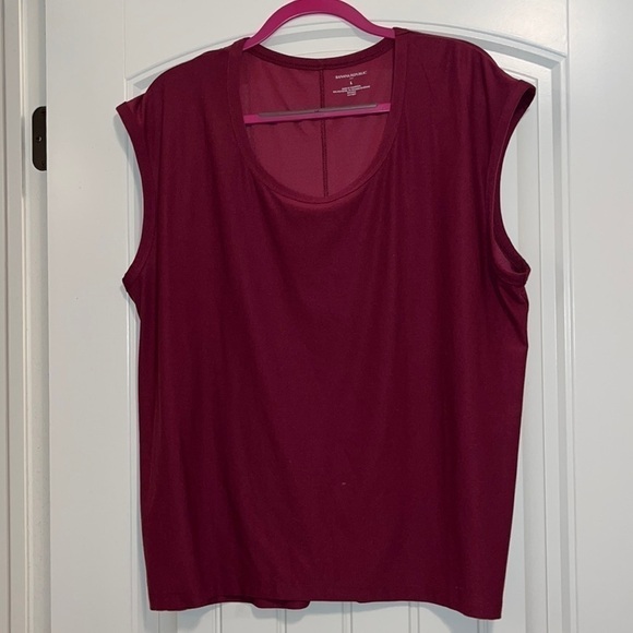 Scoop neck sleeveless maroon banana republic factory top size L Fits like XL - Picture 1 of 4